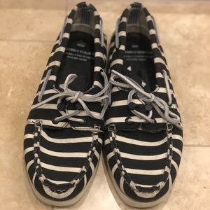 Sperry nautical boat shoes. Worn once